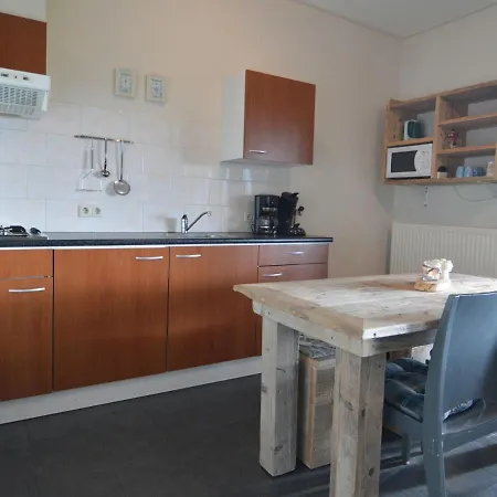 Peaceful With Roofed Terrace בית נופש